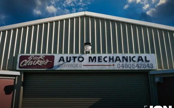 Investing in the Age of AI: Discover New Opportunities