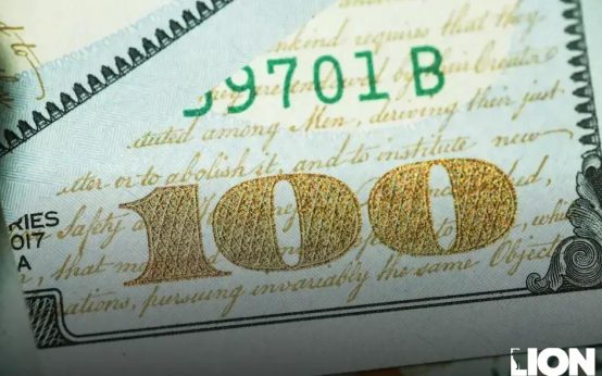 Should Couples Have Joint or Separate Bank Accounts?