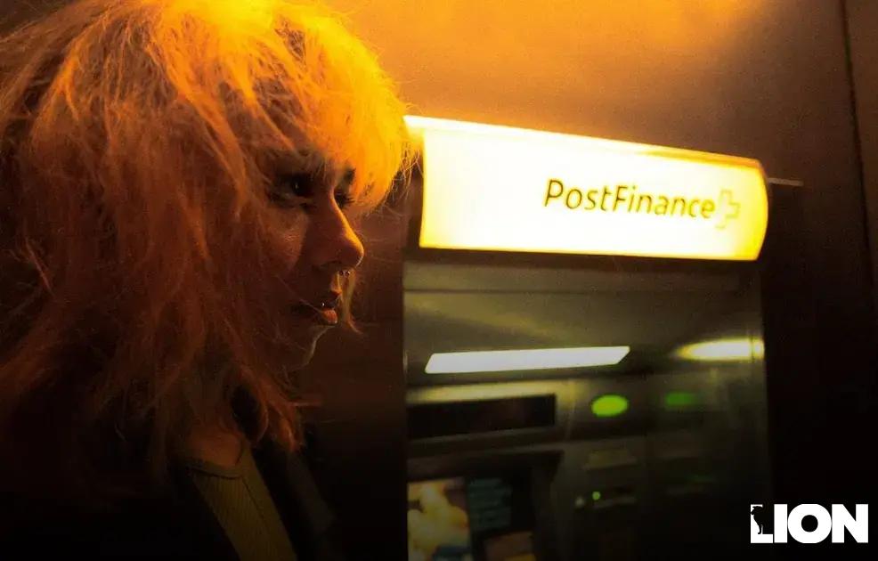 Building Wealth in Your 20s Building Wealth in Your 20s