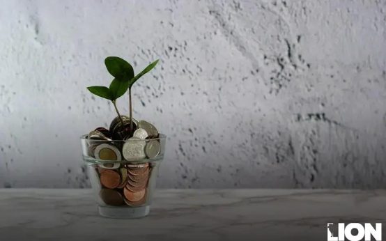 Why Side Hustles Are the New Retirement Plan Today